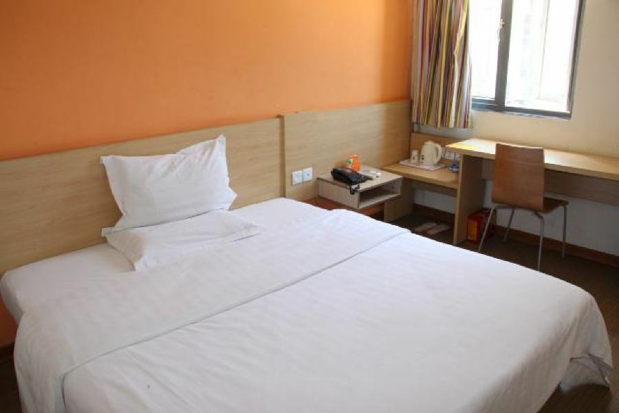 7Days Inn Wuhan Zhuankou Development Zone Jianghan University Exterior foto