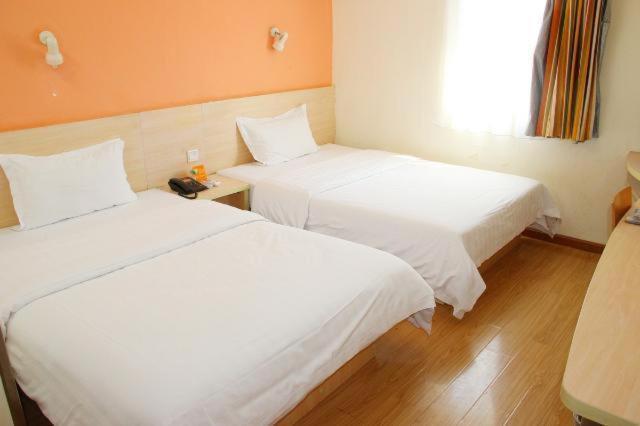 7Days Inn Wuhan Zhuankou Development Zone Jianghan University Exterior foto